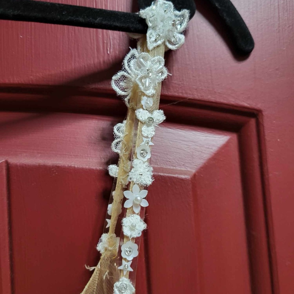 A line wedding dresss - Picture 5 of 7